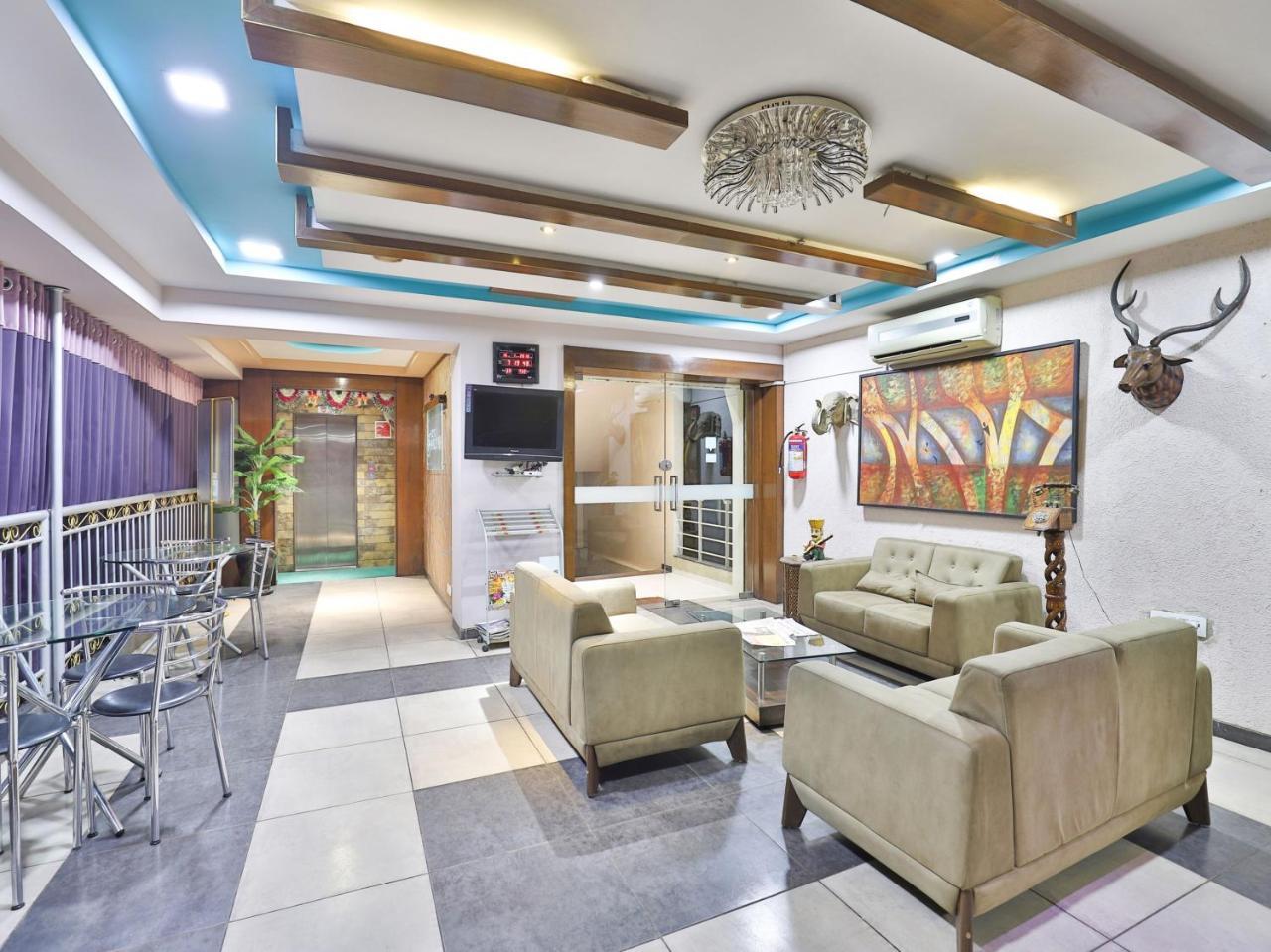 Oyo 4161 Hotel Shailly Inn Ahmedabad Eksteriør billede