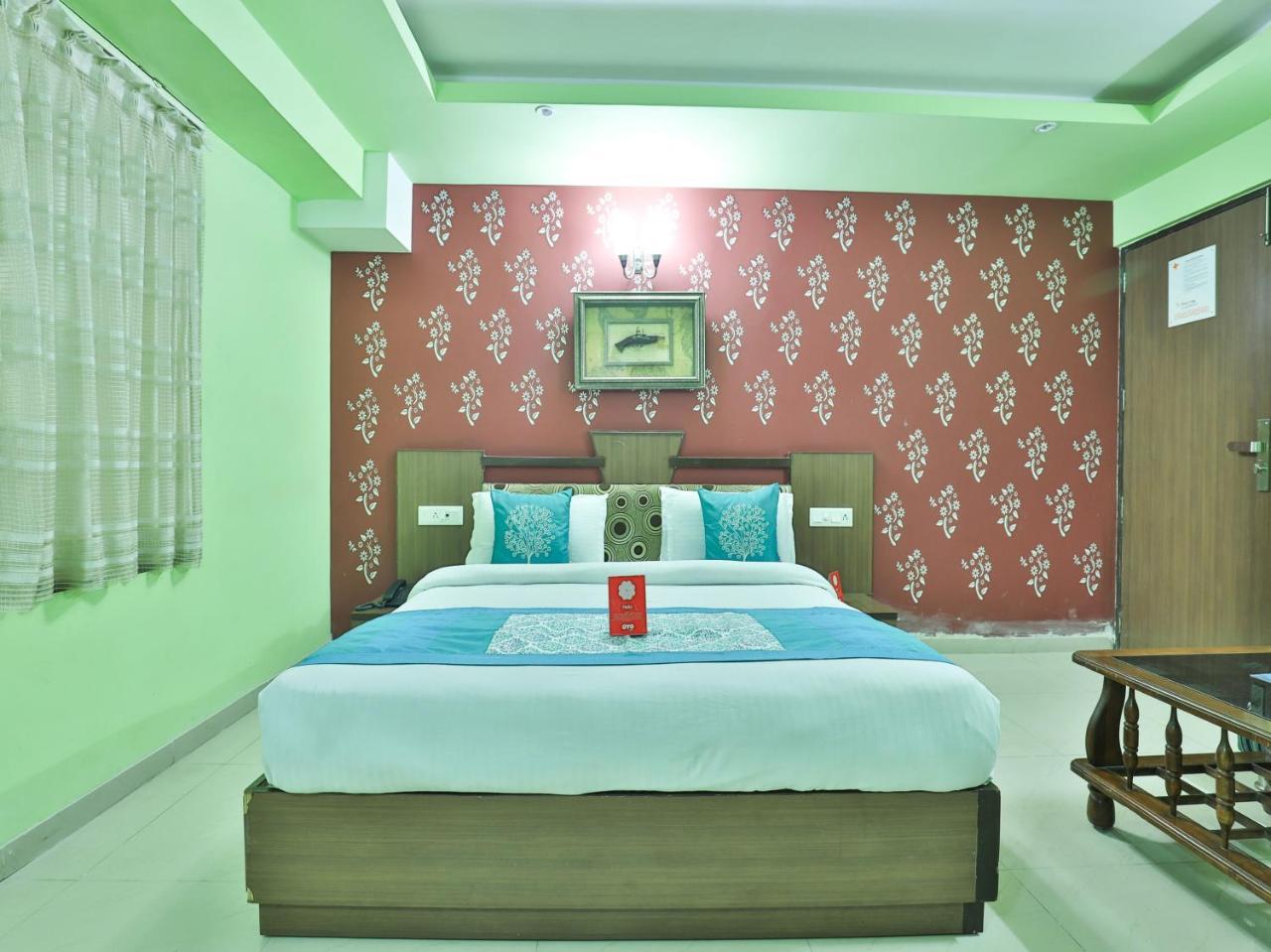 Oyo 4161 Hotel Shailly Inn Ahmedabad Eksteriør billede